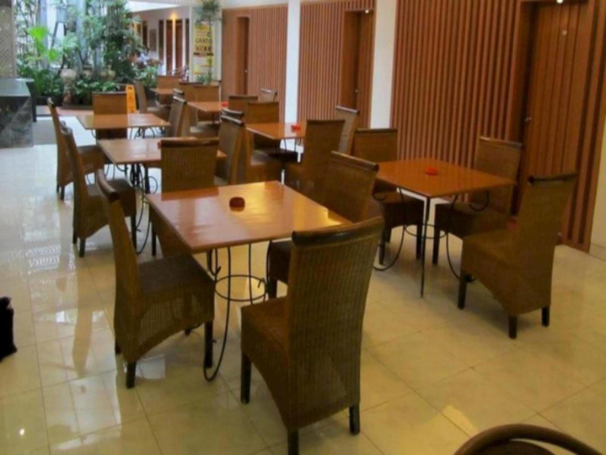 Hotel Progo บันดุง ภายนอก รูปภาพ